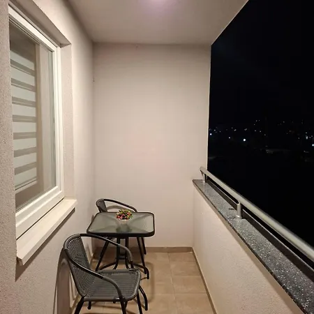 Stan Na Dan Ramonda * Donje Mladice